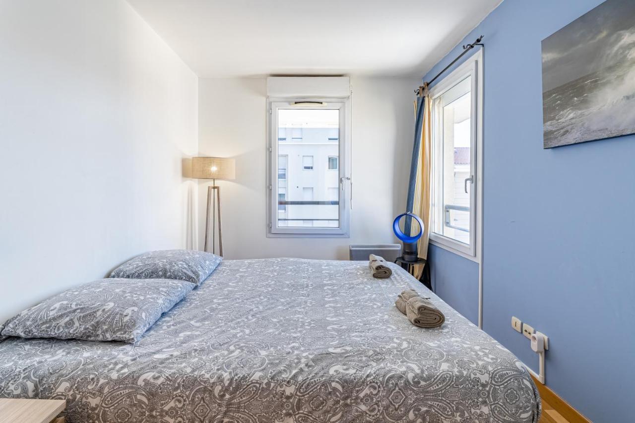 La Joliette; Duplex 2 Chambres, Parking Inclus+ Terrasse+ Ascenseur Marseille Exterior photo